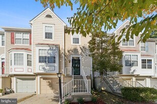 127 College Station Dr in Upper Marlboro, MD - Building Photo