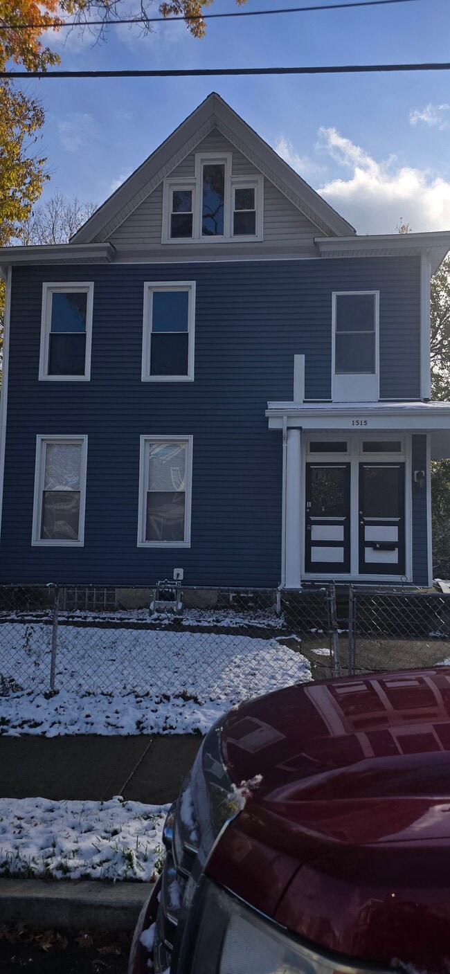 1515 Lingo St, Unit Unit 1 in Cincinnati, OH - Foto de edificio - Building Photo