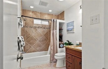 126 Capistrano Ave in Pismo Beach, CA - Building Photo - Building Photo