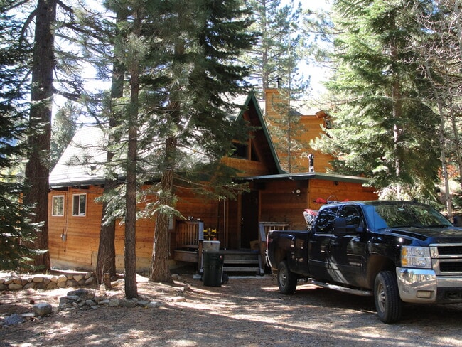 property at 1184 Lanny Ln