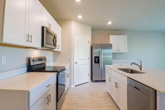 10313 Meandering River Wy in Ft. Myers, FL - Building Photo - Building Photo