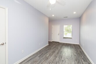 Aviles Townhomes in Gulf Shores, AL - Building Photo - Interior Photo