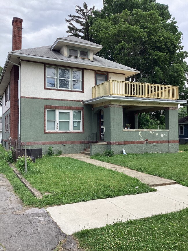 401 Haney Ave, Unit Upstairs Unit