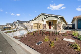 9091 Cerro Vista Dr in El Dorado Hills, CA - Building Photo - Building Photo