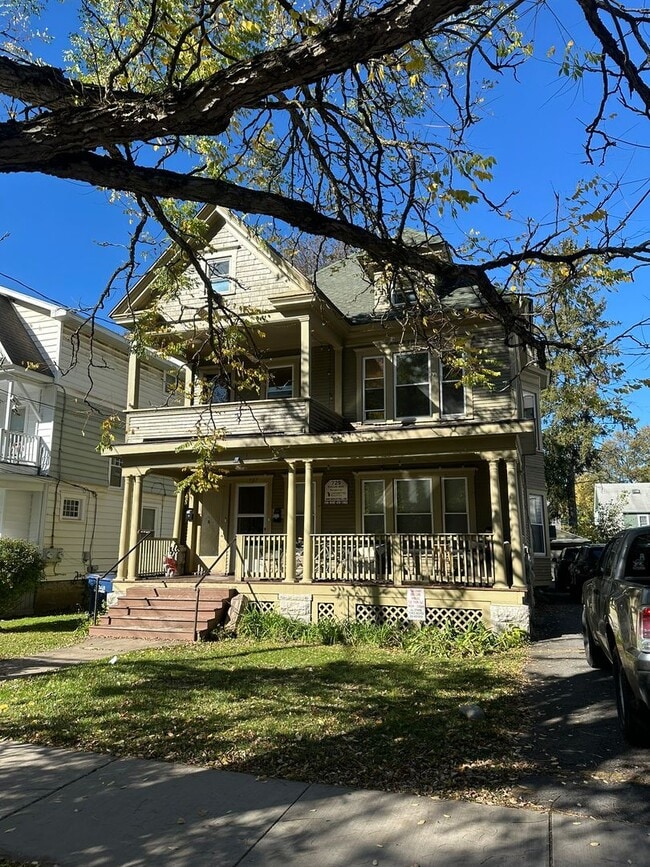 property at 725 Euclid Ave