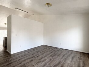 1730 W Irie Ln in Salt Lake City, UT - Building Photo - Building Photo