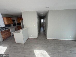 7608 Leonard Dr in Falls Church, VA - Building Photo - Building Photo