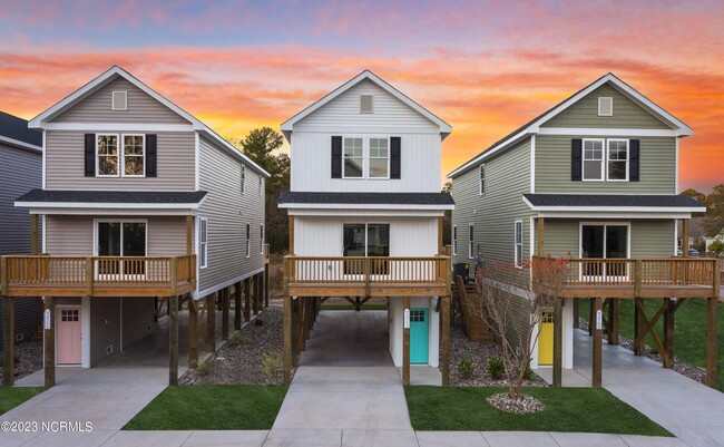 property at 2720 Tulip St