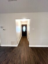 5103 Lambs Ln in Austin, TX - Building Photo - Building Photo