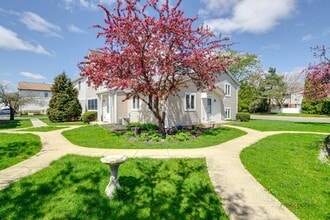 808 Inverrary Ln in Deerfield, IL - Building Photo - Building Photo