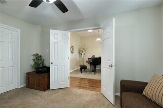 105 Justin Leonard Dr in Round Rock, TX - Building Photo - Building Photo