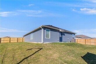 2111 E Annette Dr in Siloam Springs, AR - Building Photo - Building Photo