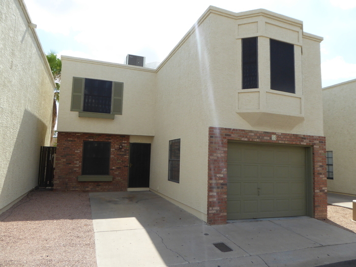 820 W University Dr-Unit -14 in Tempe, AZ - Building Photo
