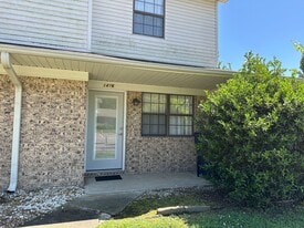 1416 E O St in Russellville, AR - Building Photo