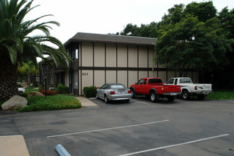 Fran Apartments in Santa Barbara, CA - Building Photo - Building Photo