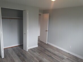 595 Silverbirch Rd in Waterloo, ON - Building Photo - Building Photo