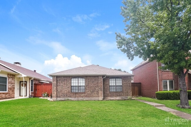 property at 1121 Cypress Ln