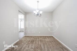 5523 Dollar Run Ln in Indianapolis, IN - Foto de edificio - Building Photo