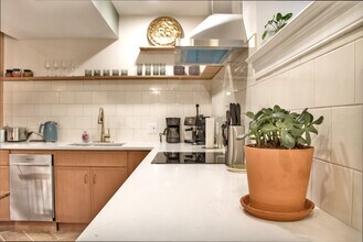 84 V St NW in Washington, DC - Building Photo - Building Photo