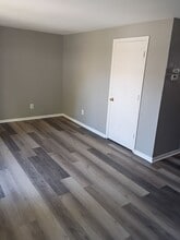 27 W Parkwood Dr in Fairborn, OH - Building Photo - Building Photo