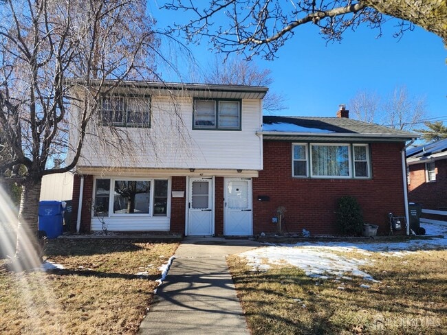 property at 47 Thorpe Ave