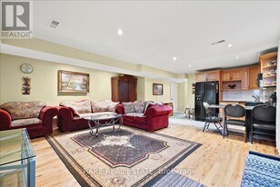 40 Lloyd George Ave in Toronto, ON - Building Photo