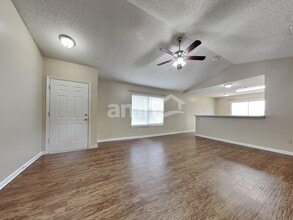 96015 Sunfish Ln in Yulee, FL - Foto de edificio - Building Photo