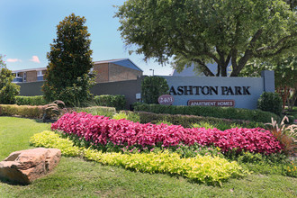 Ashton Park in Grand Prairie, TX - Building Photo - Building Photo