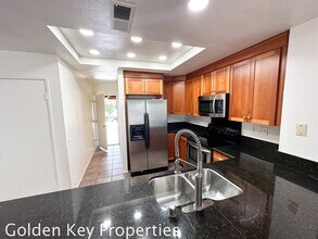 3027 Greenwich St in Carlsbad, CA - Building Photo - Building Photo