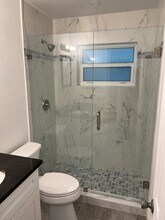 2199 NE Rustic Way in Jensen Beach, FL - Foto de edificio - Building Photo