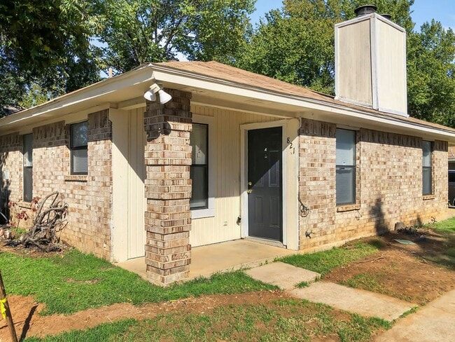 property at 821 N Mesquite St