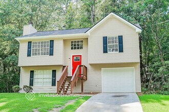 2074 Shoals Way in Decatur, GA - Foto de edificio - Building Photo
