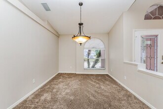 19515 Lake Osceola Ln in Odessa, FL - Building Photo - Building Photo