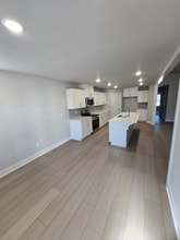 480 S Benchmark Ln in Fayetteville, AR - Foto de edificio - Building Photo