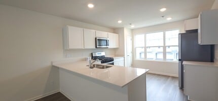 8746 Clover Ln in Saint John, IN - Building Photo - Building Photo