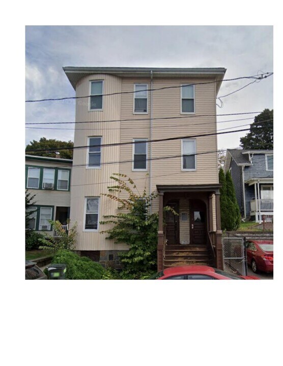 26 Dana Ave, Unit 3 in Boston, MA - Building Photo