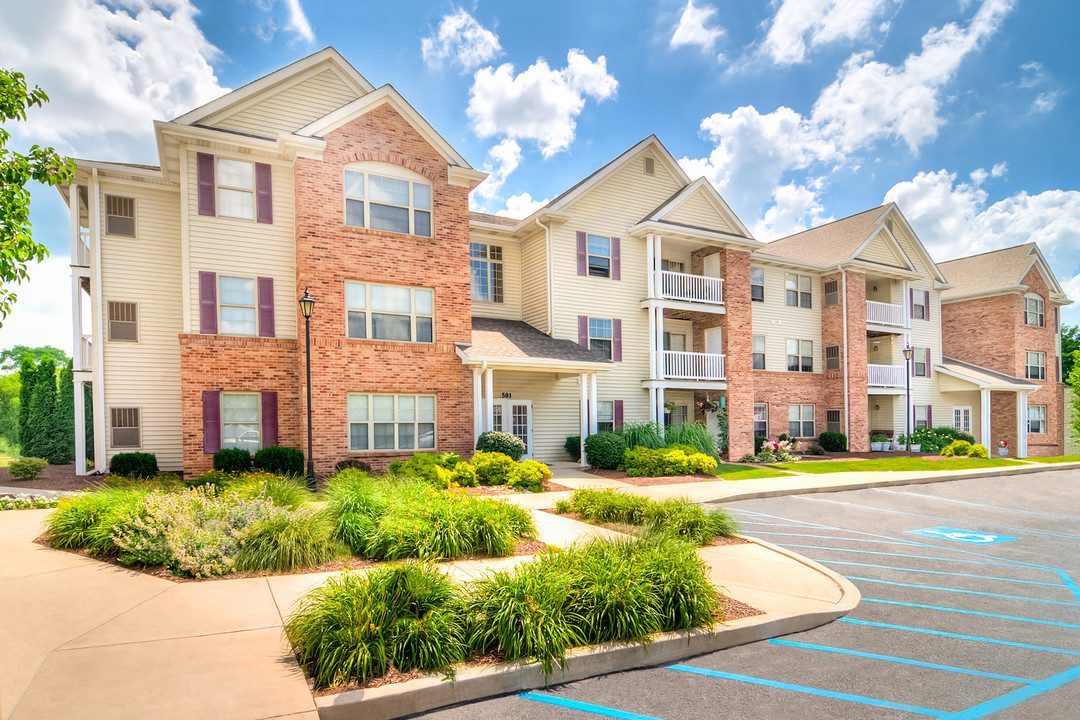 Creekside at Meadowbrook Apartments in Lowell, IN - Foto de edificio