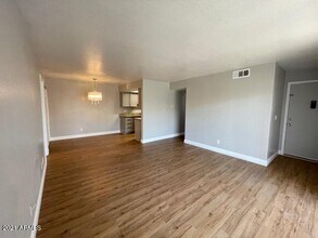 16635 N Cave Creek Rd-Unit -227 in Phoenix, AZ - Building Photo - Building Photo