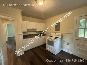 65 Edgewood View Ln in Winston-Salem, NC - Building Photo - Building Photo