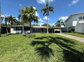 2957 NW 6th Ave in Wilton Manors, FL - Building Photo