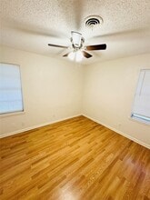 1521 Longview St in Mesquite, TX - Building Photo - Building Photo