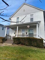 39 Brown St in Barberton, OH - Building Photo