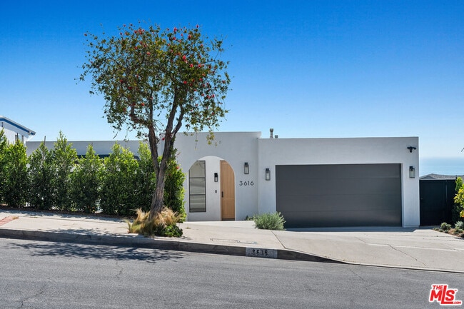3616 Shoreheights Dr in Malibu, CA - Building Photo - Building Photo