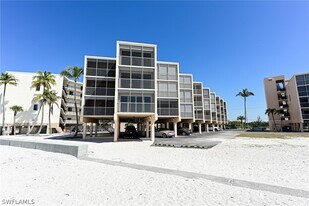 25830 Hickory Blvd in Bonita Springs, FL - Building Photo