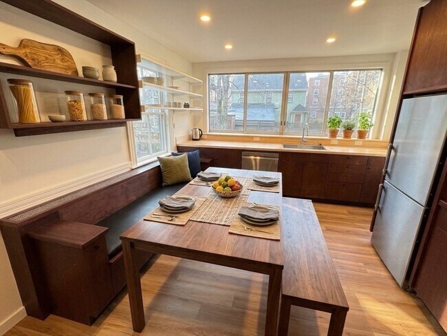 21 Avon St in Cambridge, MA - Building Photo - Building Photo