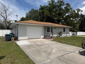 2322 Congress Ave in Clearwater, FL - Building Photo