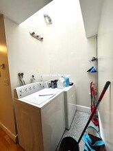 127 Cedar St in Boston, MA - Building Photo - Building Photo