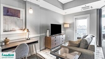 335 W 9th St in Indianapolis, IN - Building Photo