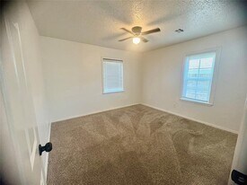 1228 SW 50th St in Oklahoma City, OK - Building Photo