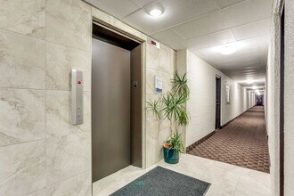 L'Alpin Apartments in Collingwood, ON - Building Photo - Building Photo